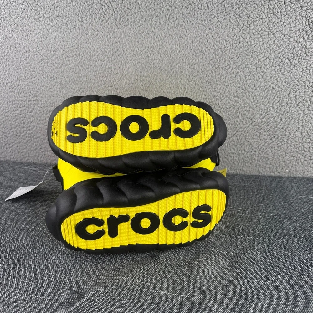 Crocs OverPuff Boot Unisex M6 W8 Cyber Yellow Black Puffy Quilted Sample 210667